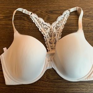 Beautiful bra front closure